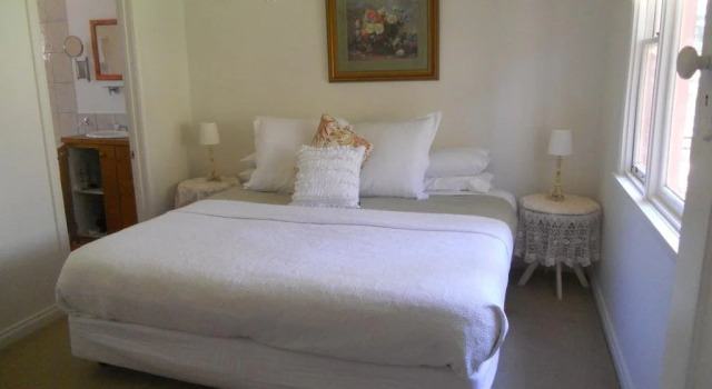 Astley Cottage, Book Vacation Home SPA Hotels in Victoria, SPA