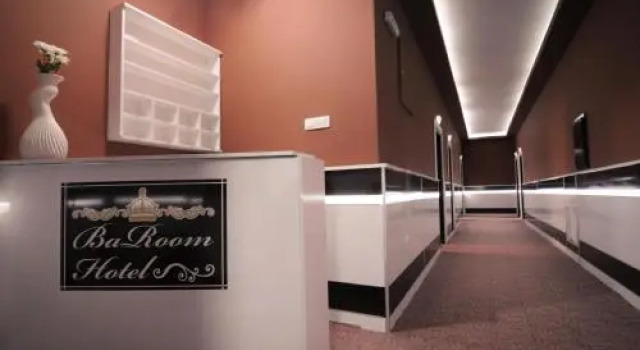 Baroom Inn