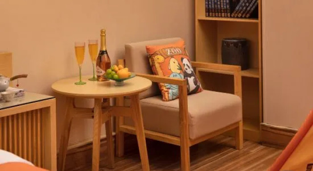 Семейный тент Fuyang Moli Luhua Business Hotel (Fuyang ecological paradise store)