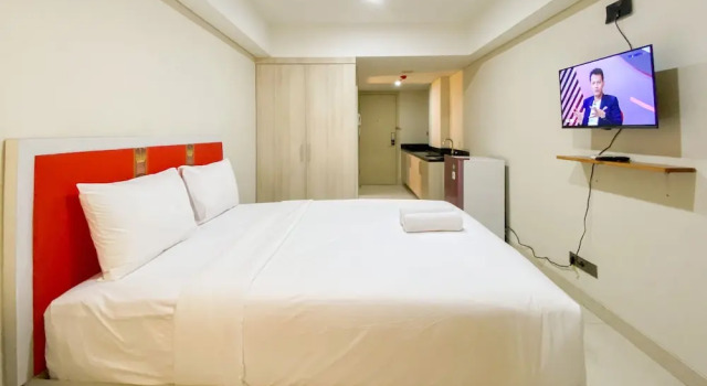 Studio Good Deal Studio Apartment At Warhol (W/R) Residences