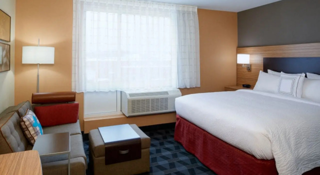 TownePlace Suites by Marriott Grand Rapids Airport
