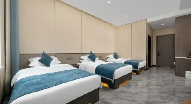 Кровать в общем номере All Seasons Boutique Homestay