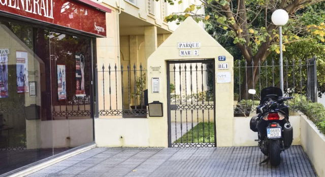 Letmalaga Lord Beach, Забронировать Отель Малага - центр Малага, рядом с Муэлье Уно