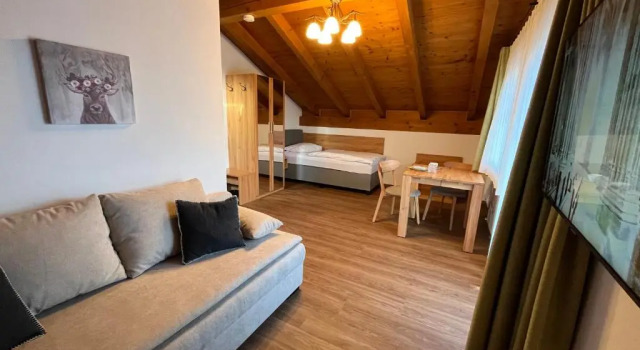 Апартаменты Hotel Garni Brunnthaler
