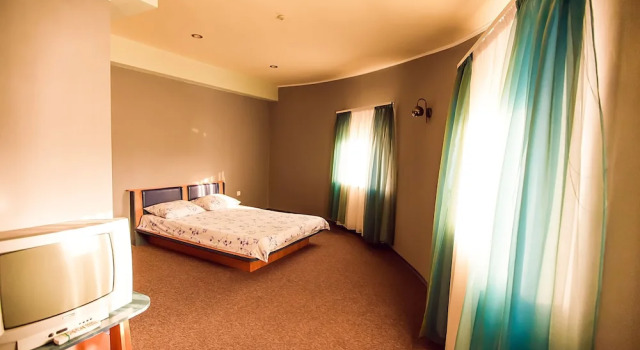 Jam Hotel Rakovets, Boek Hotel Rakovec 