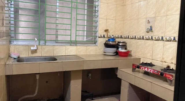 Четырёхместный семейный номер Standard Mohammadia Restaurant & Guest House