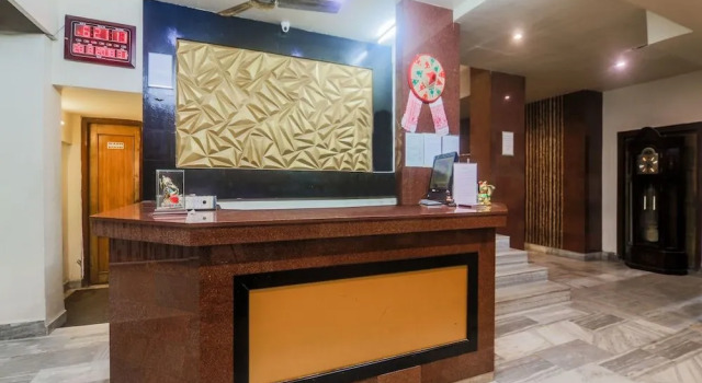 OYO 14995 Hotel Starline Paltan Bazar