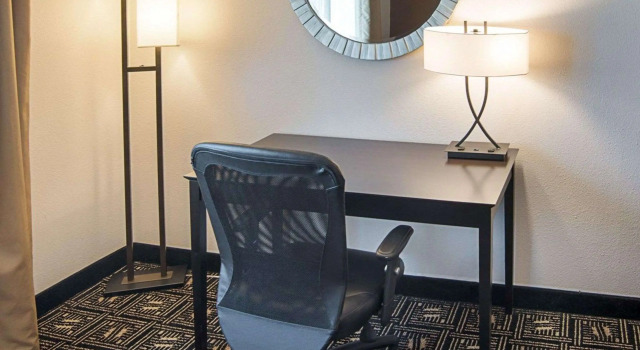 Двухместный номер Standard Quality Inn Brooklyn Center