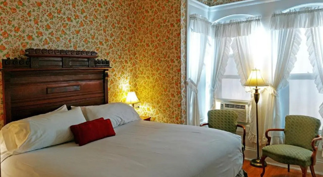 Номер Superior Thayers Inn