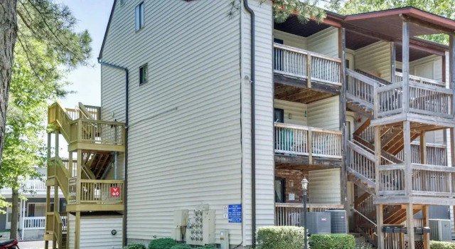 1/2 Mi to Maryland Beach: Family Condo w/ Balcony