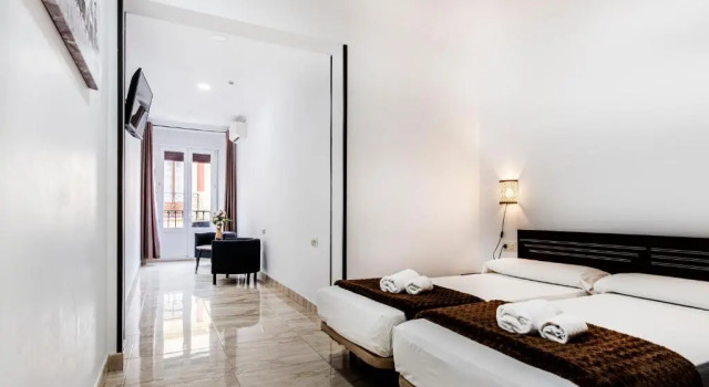 Двухместный номер Superior с видом на город Hostal Rincón de Sol - Centro Madrid - Self Checkin