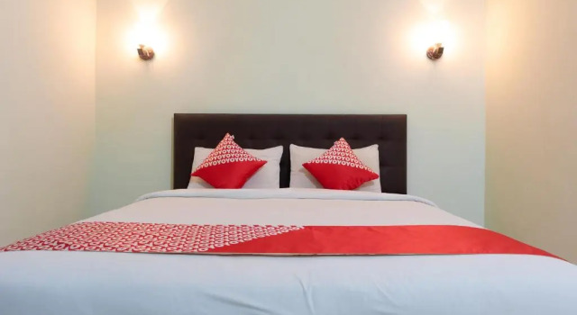 Семейный номер Standard Super OYO 1682 Greenia Hotel