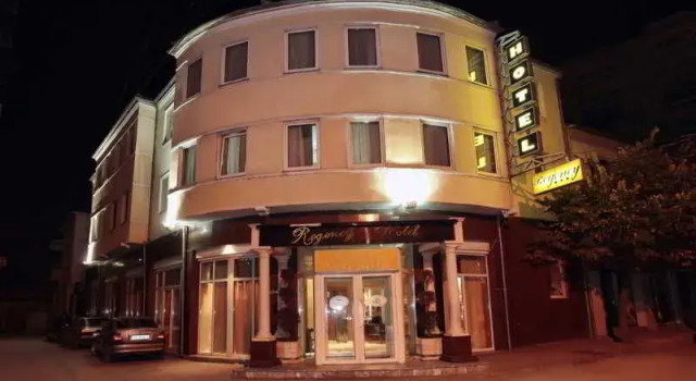 Regency, Reserva ahora Hotel Hoteles en Korçë County con piscina, Piscina