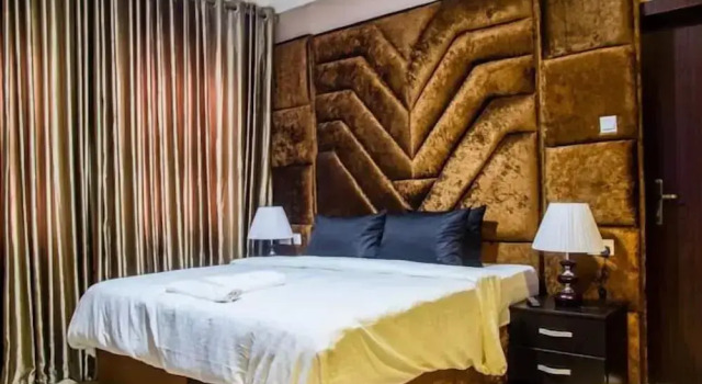 DeGrosvenor Hotel and Suites Lagos, Book Hotel Lagos Lagos State