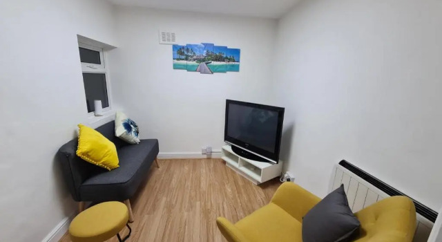 Апартаменты Property Malak Homz - West Street 2 Bed Premium Apartment