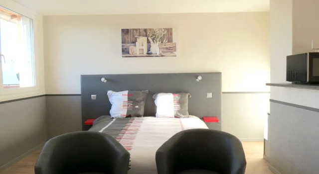 Studio in Toulouse, With Wonderful City View, Furnished Balcony and Wifi, Rezerwuj Hotel Tuluza 