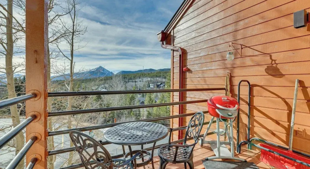 Апартаменты с 2 комнатами с балконом Heated Pool Access + Near Skiing: Colorado Retreat