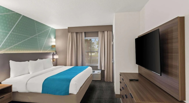 Люкс Comfort Suites Vero Beach I-95