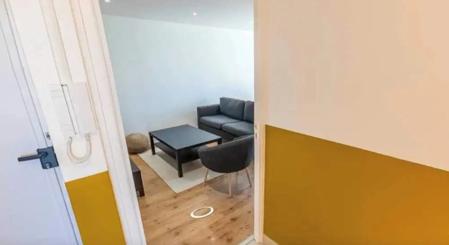 Private Room in a Shared Flat - Lyon 8e