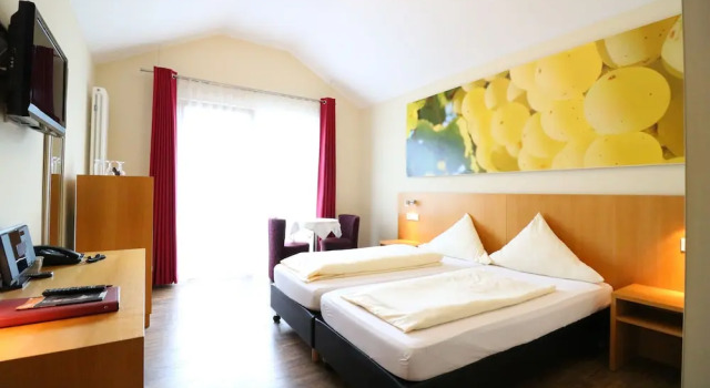 Двухместный номер Comfort с балконом Christianas Wein & Art Hotel