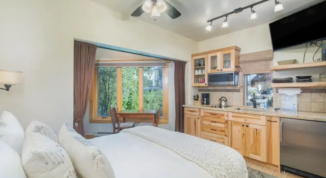 Charming Studio W Kitchenette, Hot Tub Near River Condo by RedAwning