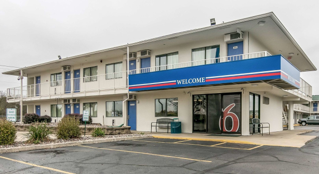 Motel 6-Janesville, WI, Prenota Motel Hotel a Janesville con parcheggio, Parcheggio