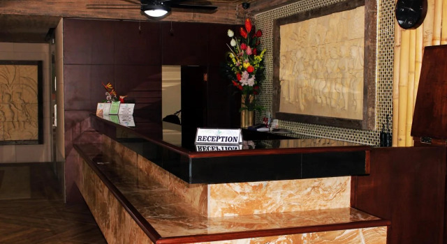 Score Birds Hotel, Забронировать Отель Анхелес 