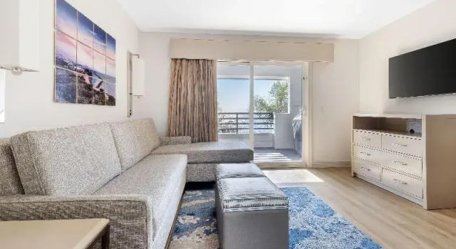 Двухместный номер Standard с балконом и с видом на океан Hilton Vacation Club Riviera Beach & Shores