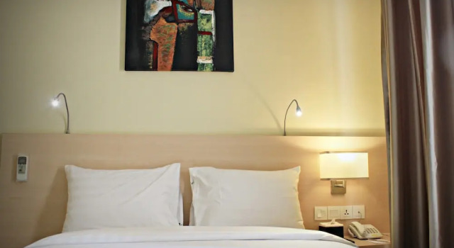 Номер Economy Biz Hotel Batam