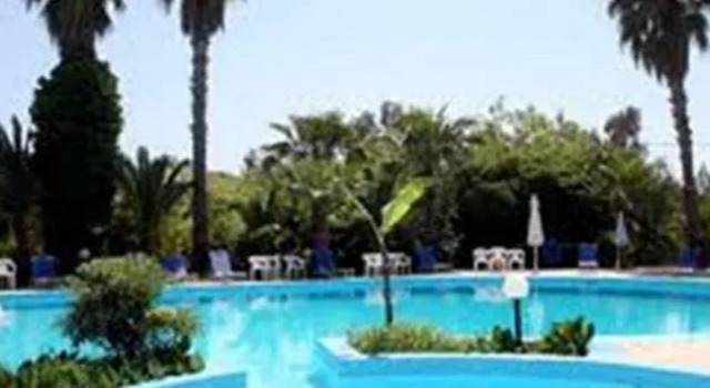 Dantis Beach, Prenota Hotel Drepano 