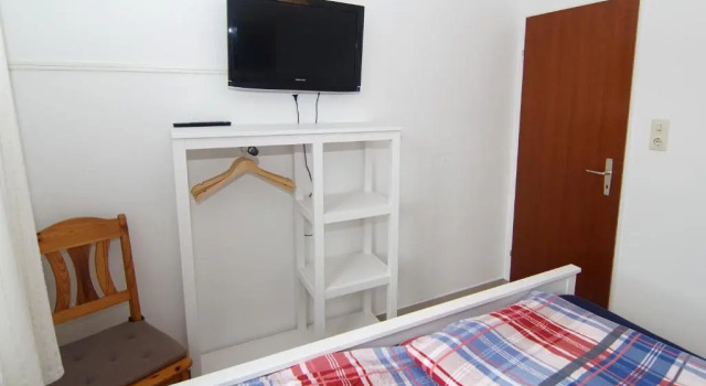 Bungalow Tilla, Забронировать Отель Отели Нордена с парковкой, Парковка