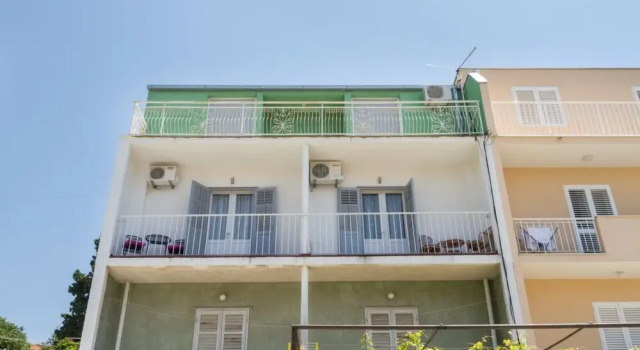 Neven - Comfortable & Great Location - A1, Забронировать Отель Отели Сплита 3 звезды, 3*