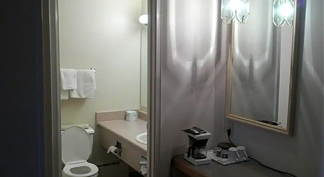 Номер Standard Knights Inn Brandon