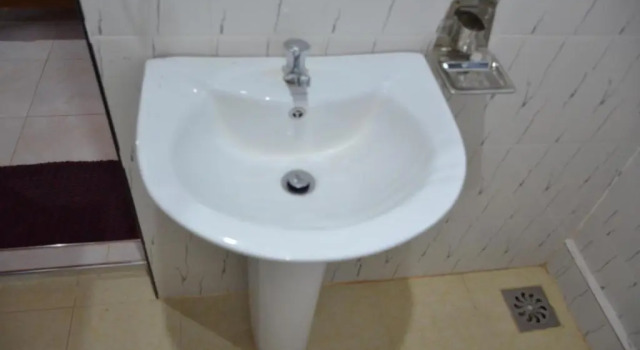 Трёхместный номер Deluxe с балконом и с красивым видом из окна Sunny Lanka Guest House
