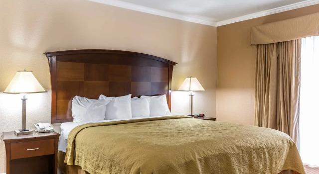 Люкс Quality Inn near Hearst Castle
