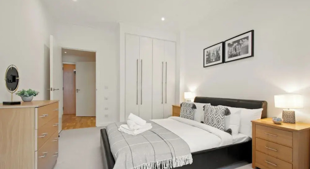 1 Bed South Quay Apartments Canary Wharf, Varaa Huoneisto Asunnot kohteessa Merseyside, Huoneisto