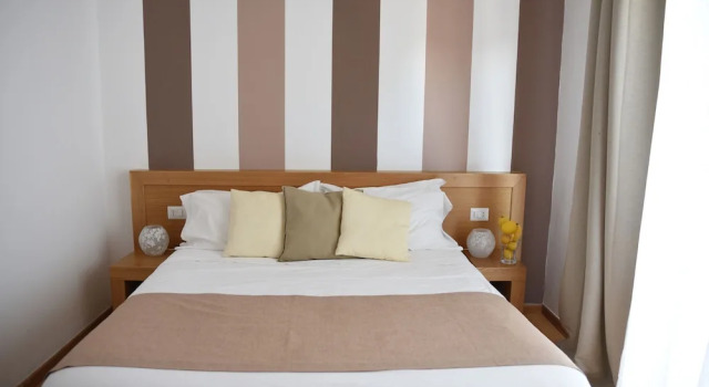 Номер Classic с балконом The Night Guest House