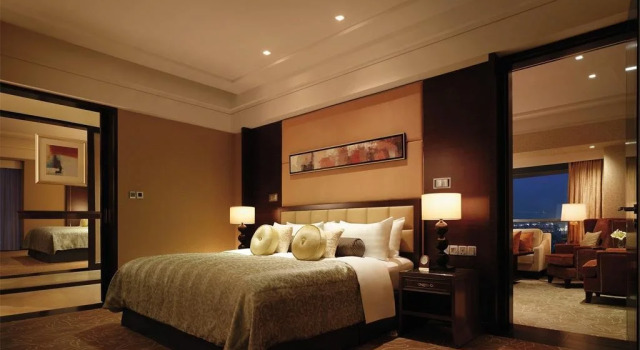 Quzhou Zhenxing Hotel, Book Hotel Hoteller i Quzhou med parkering, Parkering