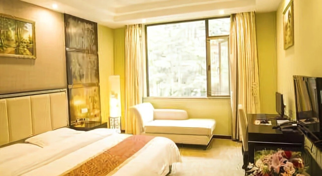 Xianyue International Hotel, Book Hotel Hotels in Leshan with a Pool, Swimming Pool