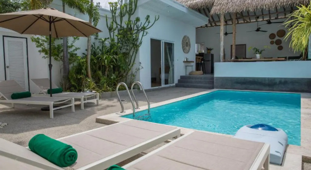 Вилла Superior Eden Beach Bungalows