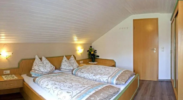 Ferienwohnung Am Blumengarten, Buchen Sie Hotel Hotels in Bayern mit Parkplatz, Parkplätze