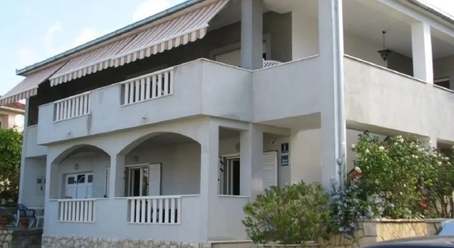 Davorka - 50m From the sea - A2