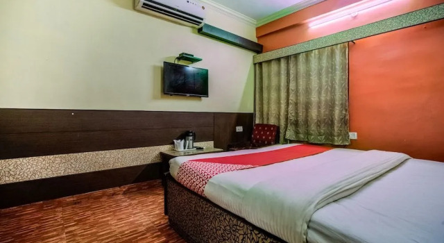Oyo 35368 Hotel Hilltop, Varaa Hotelli Hotellit Bokaro aamiaisella, Aamiainen