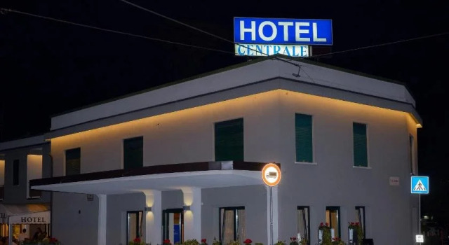 Hotel Il Centrale Ristorante Pizzeria, Book Hotel Grisignano di Zocco 