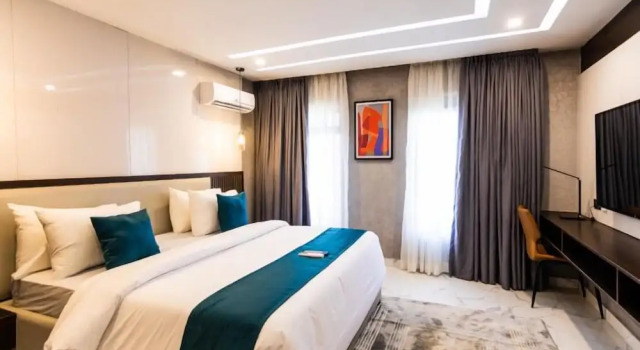 Полулюкс BON Hotel Nest Garki II