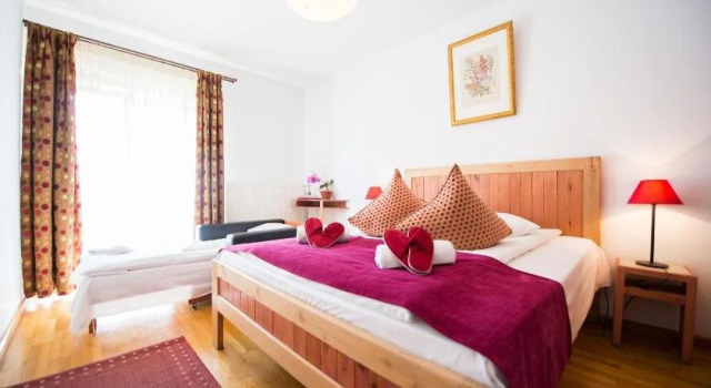 Villa Ermitage, Rezerwuj Willa Hotele w Prahova Valley z parkingiem, Parking