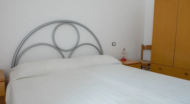 Villa Vegas, Buchen Sie Villa Hotels in Porto Cesareo mit Parkplatz, Parkplätze