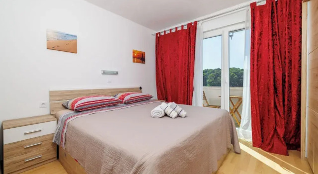 Apartment Renata, Prenota Appartamento Hotel a Isole Quarnerine con parcheggio, Parcheggio