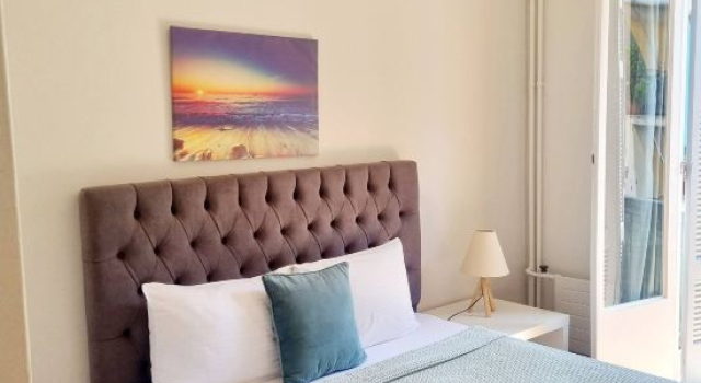 Апартаменты Athens Apartment 1-min Walk to Metro