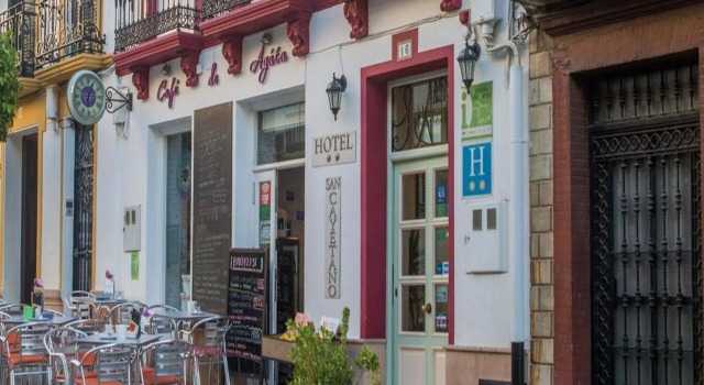 Hostal San Cayetano